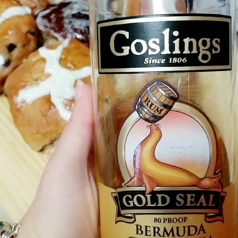 Hot Cross Bun Bread Pudding